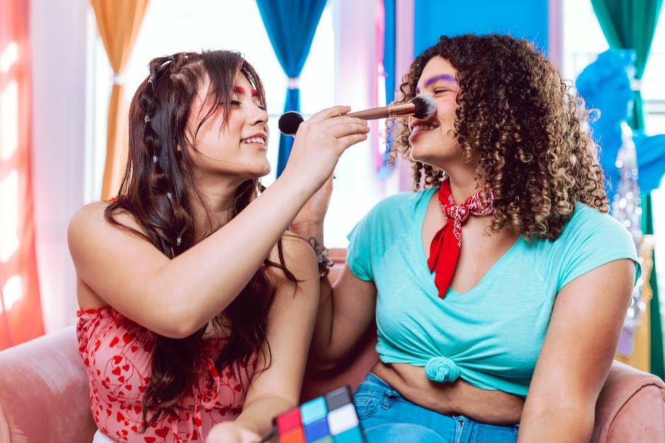 Make-up Pinsel, die den Ansprüchen eines Profi Makeup-Künstlers gerecht werden