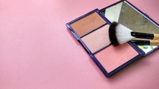 mac makeup highlighter
