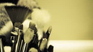 makeup brush
